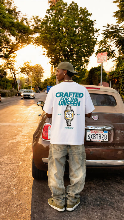 TIMELESS TEE
